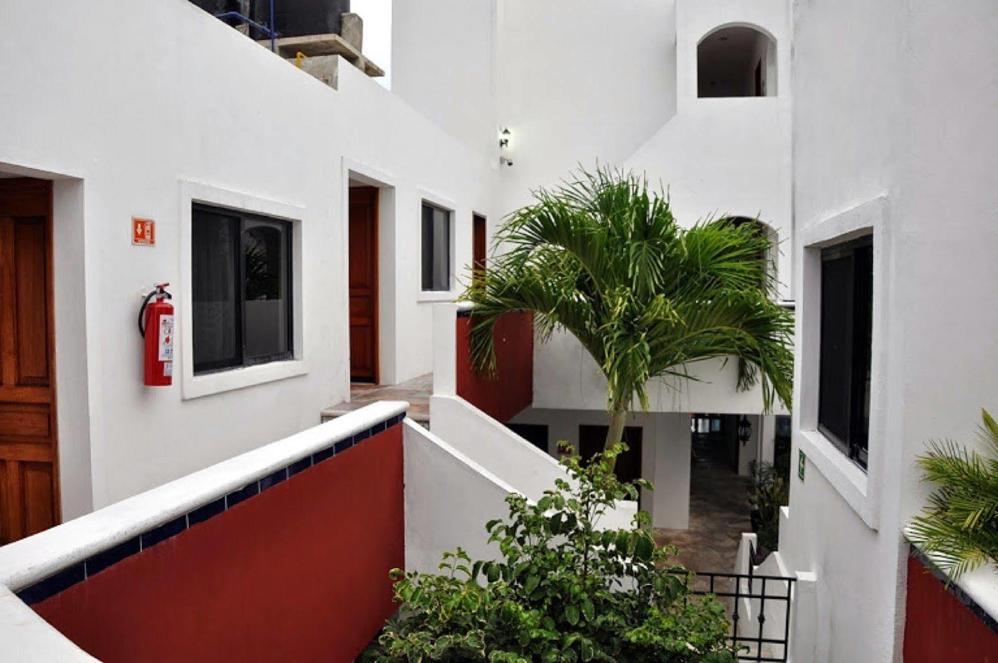 Chac Chi Hotel & Suites إيسلا موخيريس المظهر الخارجي الصورة