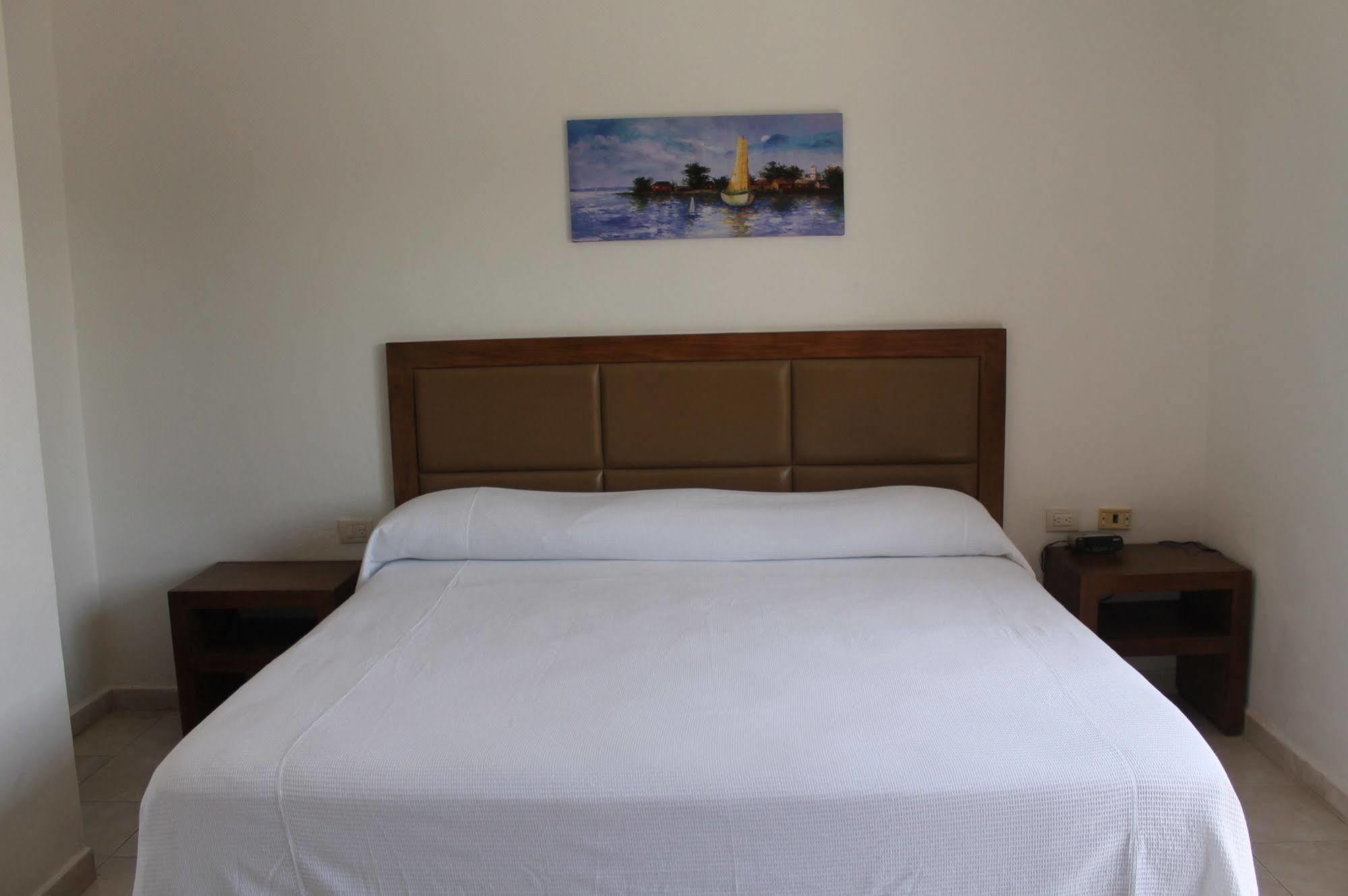 Chac Chi Hotel & Suites إيسلا موخيريس المظهر الخارجي الصورة